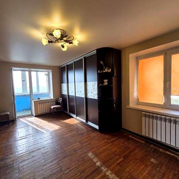 Продам  видовую 2х к.кв , 60  кк.м. метро Левада,  Аэрокосмический  пр