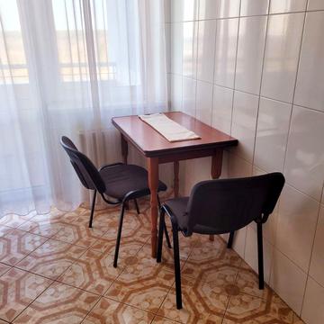 Володимира Наумовича вул. (Антонова-Овсієнка), 6