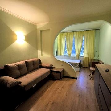 Оренда 1к квартири на Озерній. Можливе проживання з тваринами.