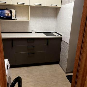 Собственник.Сдам до лета на 5мес. 1к малосемейку Черноморск 1 Мая 11