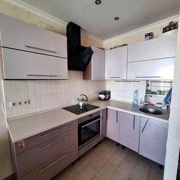 На ул Марсельская 46 ЖК Острова (свечка) евродвушка.