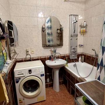 Продаж 3к Квартира Незалежної України вулиця