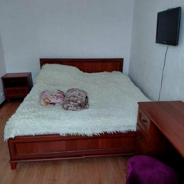 Здається 2 кімнатна квартира від власника.
Район парку Шевченка.
Вул.Ч