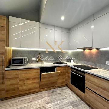 Оренда дворівневої квартири. Комфорт Таун