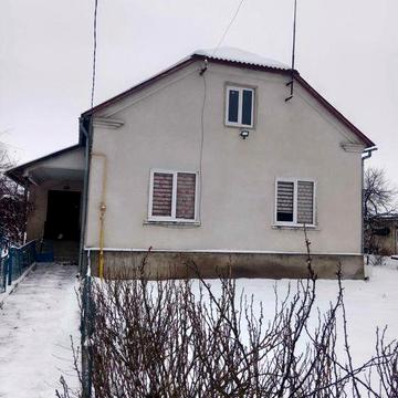 Продам будинок і земельну ділянку