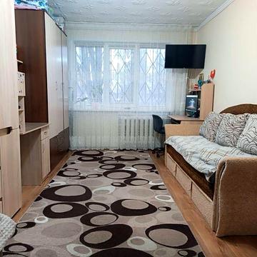 Продаж 1-кімнатної квартири в тихому районі