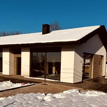 Продаж, обмін, розтермінування будинку з підземним паркінгом Червениця