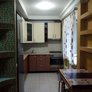 Оренда 2 кім квартири вул Корольова, 7