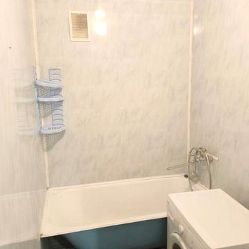 Здається двокімнатна на пр-кті Космонавтів, біля лісопарку