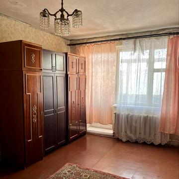 Продам 1кім квартиру по вул. Кравчука