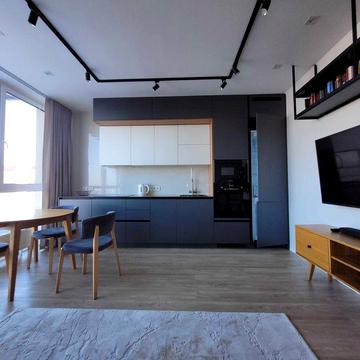 Оренда 2-кім.кв. з панорамним видом на парк "Веселка". ЖК "Файна таун"