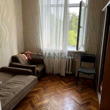 Продається 2-к. квартира ЦЕНТР