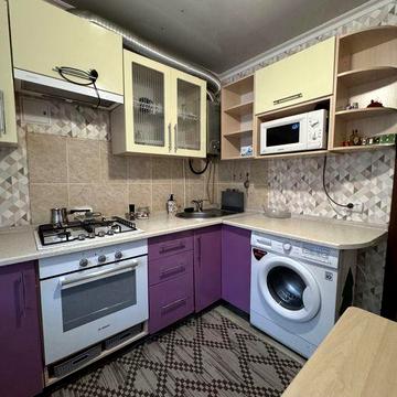 Оренда 2к квартири по Вул.Є.Тельнова