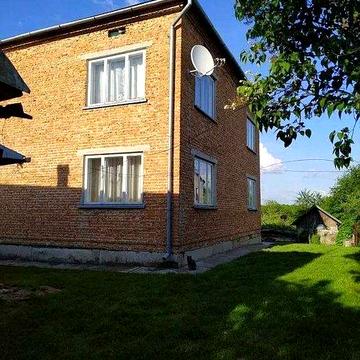 Продаж будинку у с.Новий Милятин,  Золочівський  район- 53000 дол.