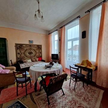 Продаж 2-к. квартири вул. Галицького (Центр Садгори, р-н. Базара)