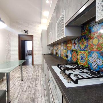 Продам 3-х ком кв. Левый берег,район Фрунзенского. Автономка,газ