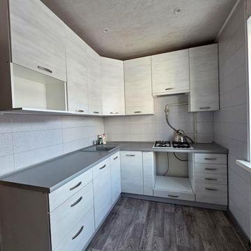 Оренда трикімнатної 4й поверх 5мкр