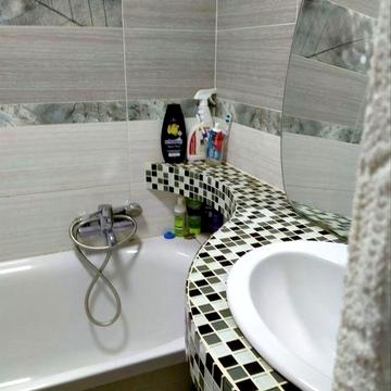 Половки. Світло не вимикають. Здається 2-х кімнатна квартира