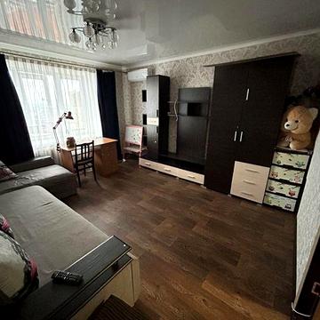 Двокімнатна квартира біля центру