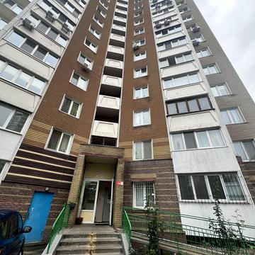 Урлівська вул., 14