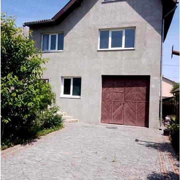 Продам будинок в Івано-Франківську по вул. Січинського.