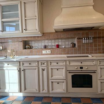 Осіння вул., 33