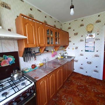 Продам 4-х кім.квартиру