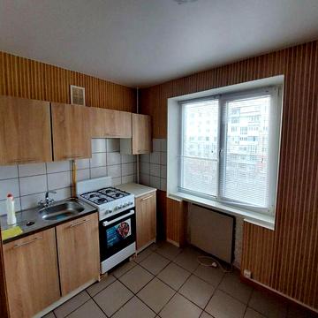 Оренда 1 кім квартири на Набережній.