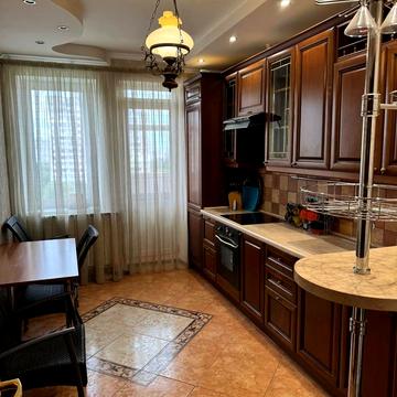 Академіка Палладіна просп., 18/30