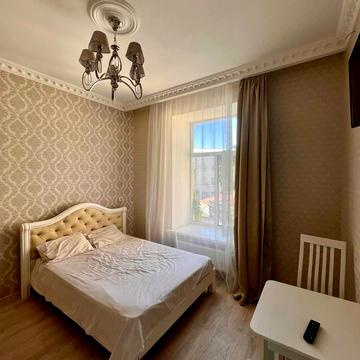 Преображенська вул., 15