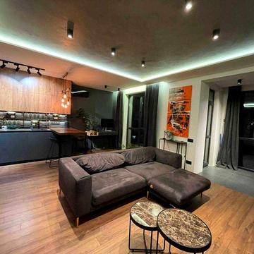 Вільна! студія вул Героїв УПА, ЖК Кінескоп. є безперебійник.Паркінг.