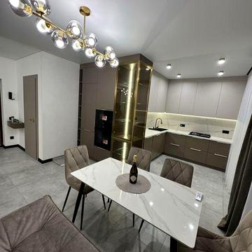 Продам 2 кімн здану новобудову, центр ЖК Київський