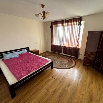 Продаж 2-к «чешки» на Авангардній