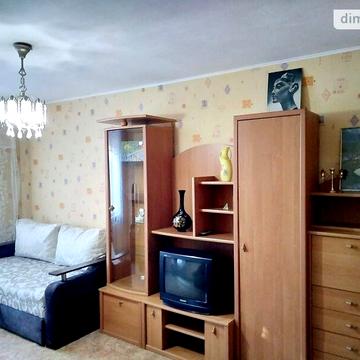 Довгострокова оренда 1к Квартира Середня (Осипенко) вулиця