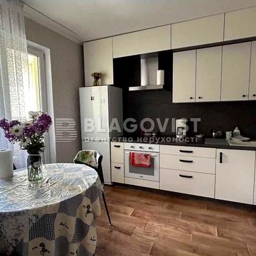 Ясинуватський пров., 11