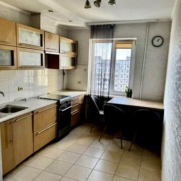 S_Продаж 3-кімнатної квартири з панорамним видом у престижному районі