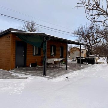 Дача в межах міста 3 километри від Яхт Клуб Січ, заміський будинок,