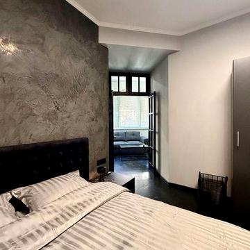 Апартамент на вул. Шота Руставелі 20б, ТЦ "Гулівер" 67м2