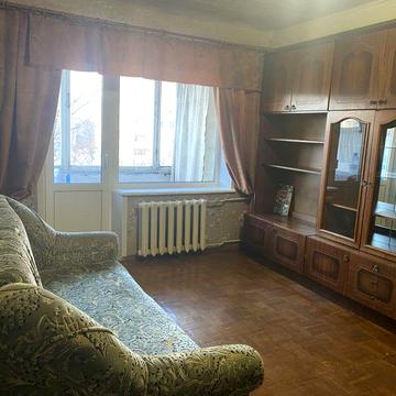 Бульвар Верховної ради 16.Метро Дарниця.Без коміссії.