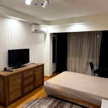 Здається 1-кімнатна квартира на вул.Петропавлівській,6