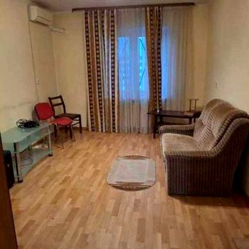 Здається 2-кімнатна квартира на вул.Драгоманова,1К