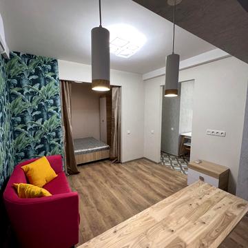 Ентузіастів вул., 11/1