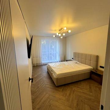 Оренда однокімнатної квартири ЖК Шенген вул. Залізнична 9б  ВЛАСНИК