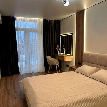 Здана 1 кім з ремонтом та індивідуальним газовим опаленням