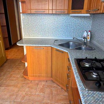 Оренда 1 к Г Юри 1, м Святошино