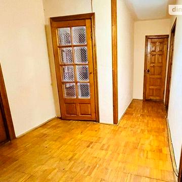 Продаж 3к Квартира Кочубея Василя вулиця