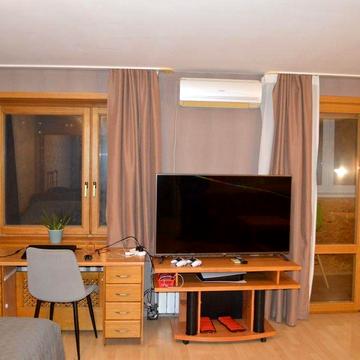 Продам большую 1к.кв.   52м2 перепланирова с 2к.кв. Тополь-3