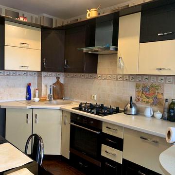 Садова вул., 10а