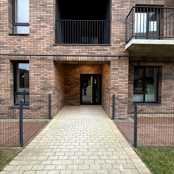 24 Серпня вул., 15