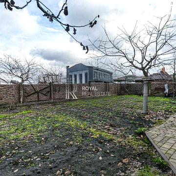 Довгострокова оренда 5к Дім Петропавлівська вулиця